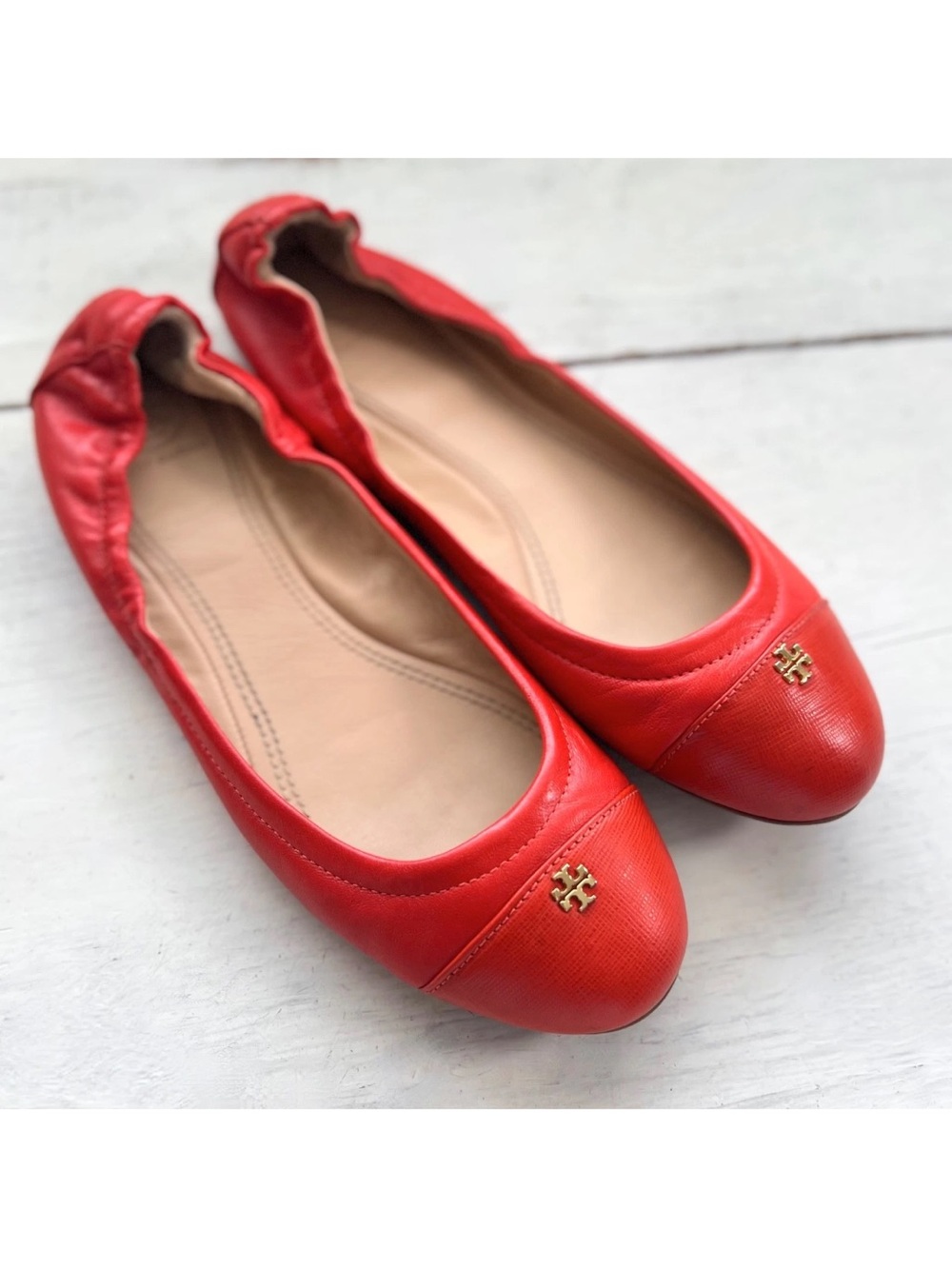 Tory Burch York Cap Toe Sz 7.5 M Leather Ballet Flats Poppy Red Orange Logo Gold - Picture 4 of 8